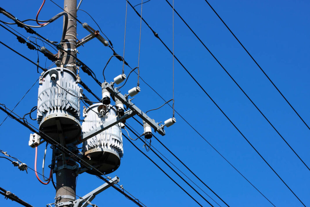 Electric transformer