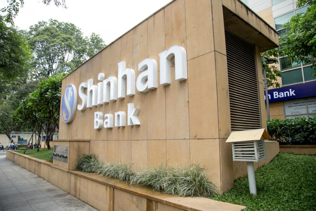 Shinhan bank sign at the city center